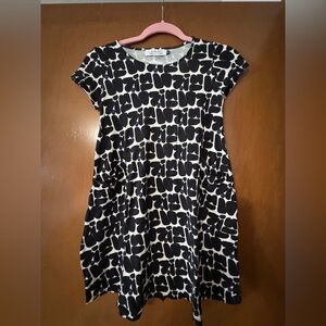 Ava Sky Black and Gray Leaf Print Top